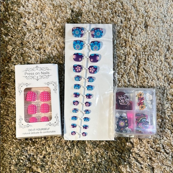 None Other - DIY Press-On Nail Set for Vibrant Variable Styles 6 styles included NWT